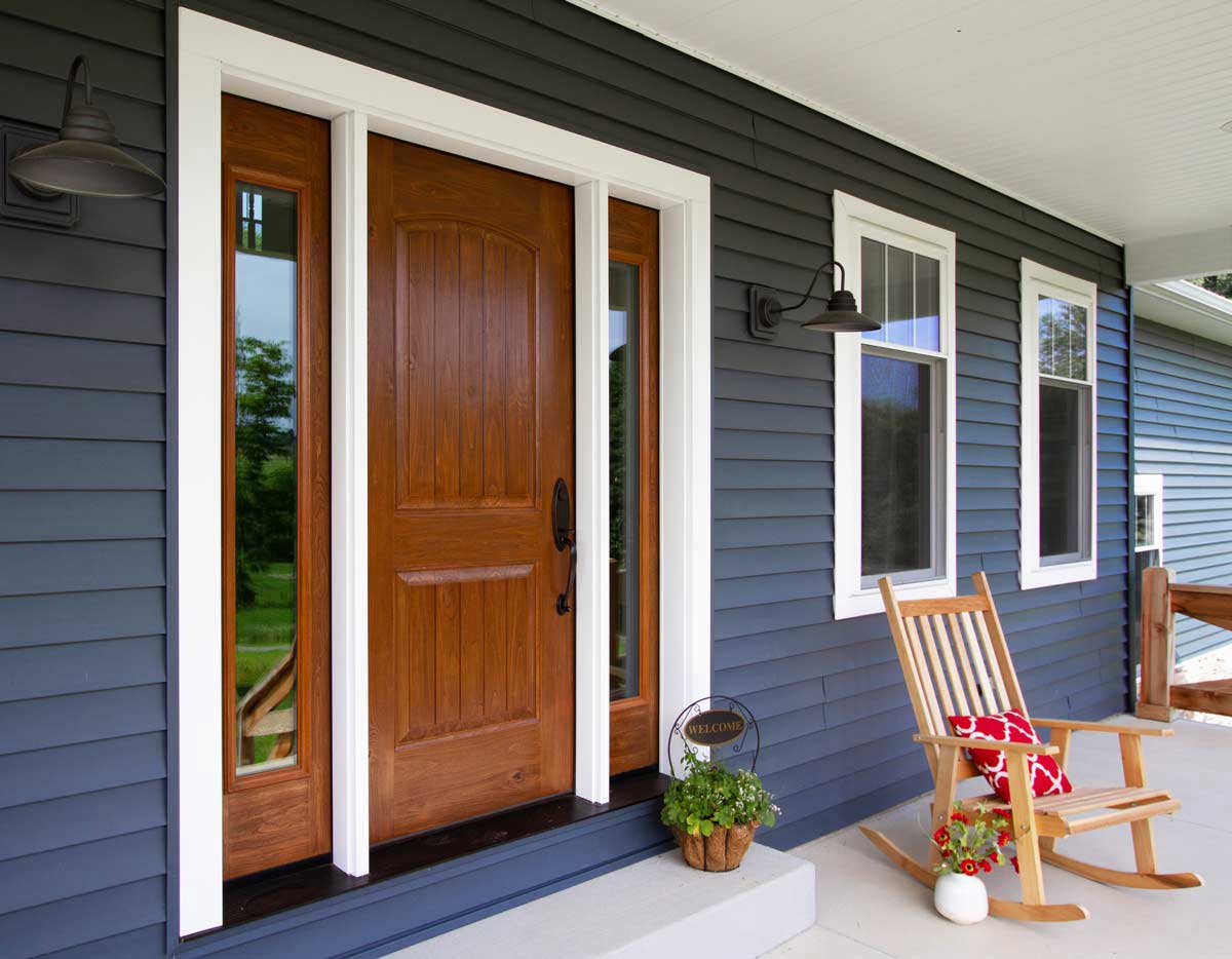 Featured post - Benefits of a Fiberglass Entry Door