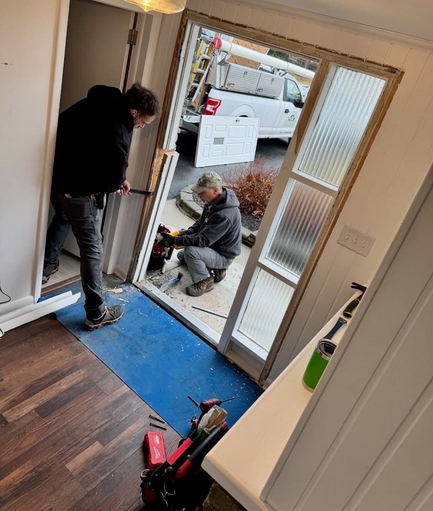 Gallery photos for Enhanced Entryway with a ProVia Legacy Steel Door: Image #2